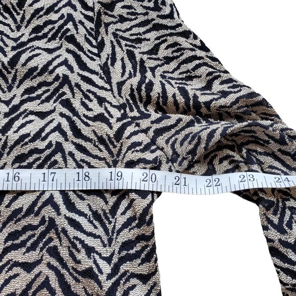 Brittany Black Top Animal Print, 3/4 Sleeve Black & Cream Size 1X - Picture 4 of 7